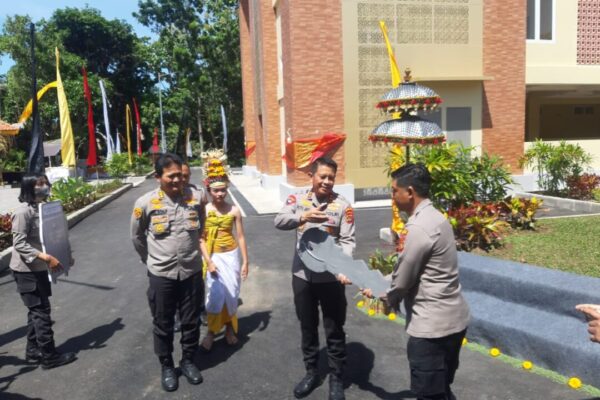 Kapolda Bali Resmikan Apartemen Polres Jembrana