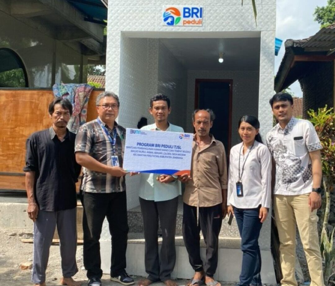 BRI Cabang Negara Membangun Infrastruktur Masjid Nurul Akmal dalam Program TJSL