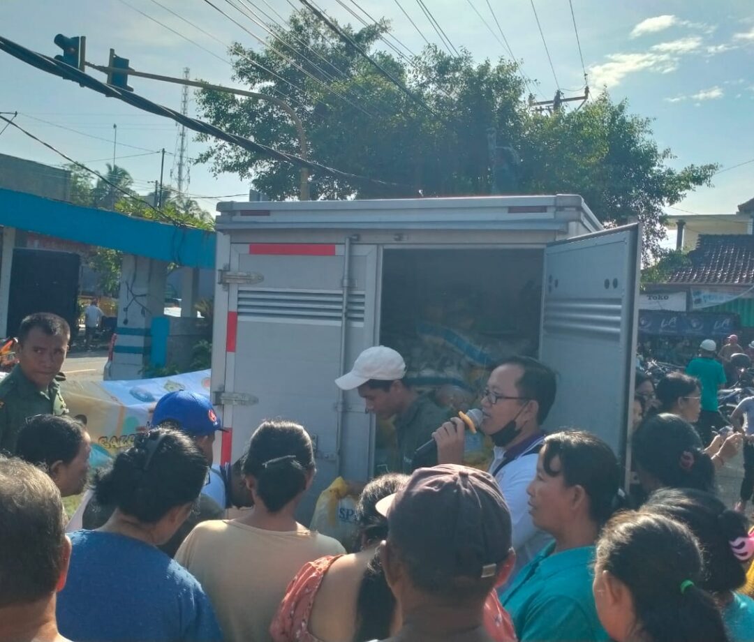 Gandeng Bulog Kodim 1617/Jembrana Gelar Pasar Murah