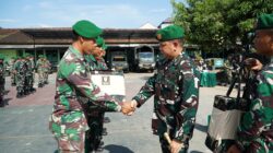 Kasad TNI Serahkan Perlengkapan Operasional ke Personel Kodim 1617/Jembrana