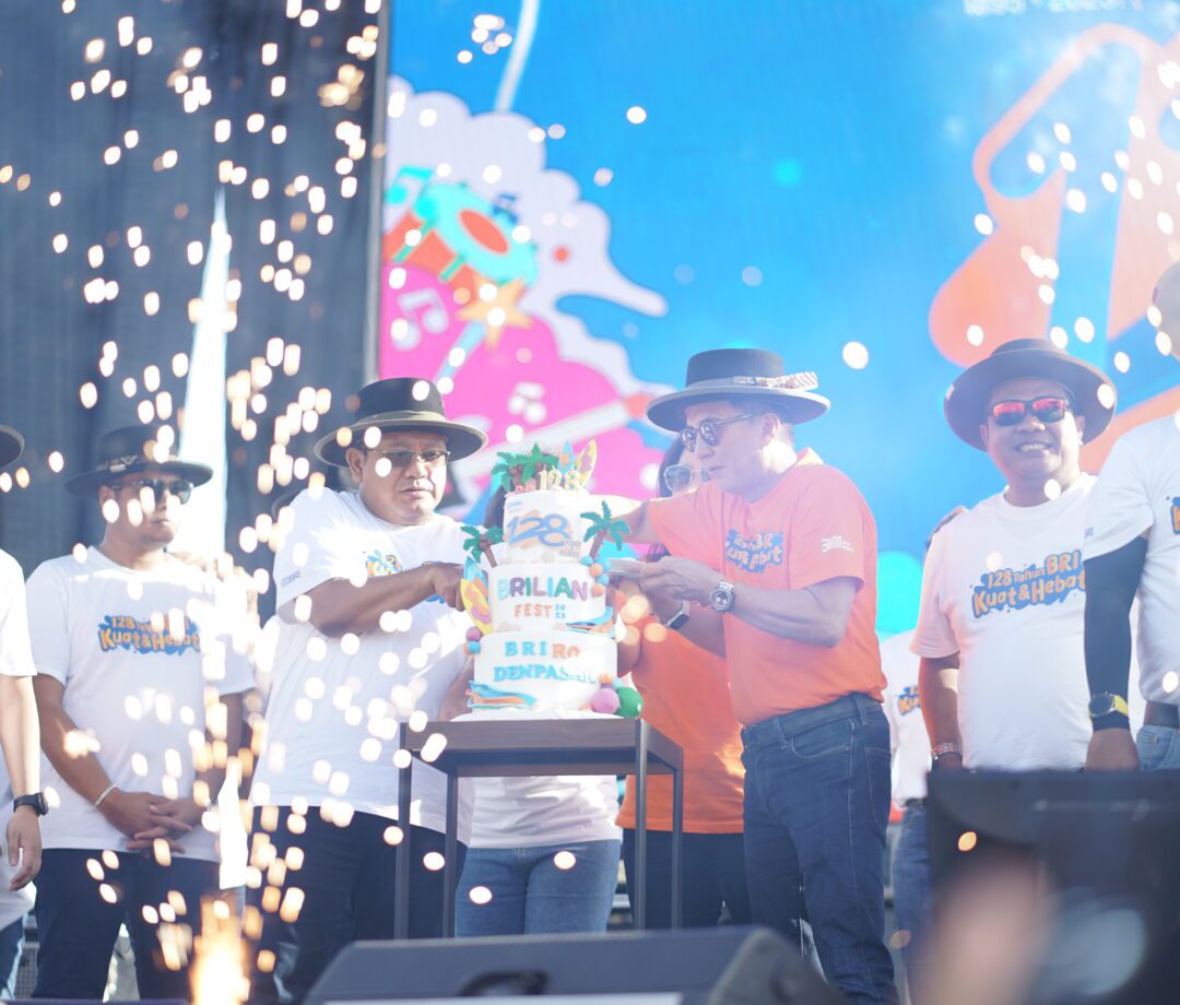 Rangkaian HUT ke-128 BRILianFest 2023 BRI Regional Office Denpasar Dipusatkan di Pantai Melasti