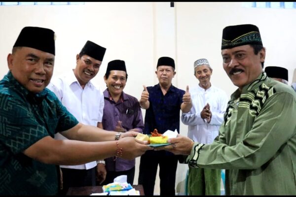 Gedung Sekretariatan Bersama Loloan Barat Di Resmikan Bupati