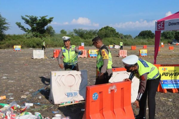 Rapikan Water Barrier di Terminal Kargo Gilimanuk, Antisipasi Arus Balik.