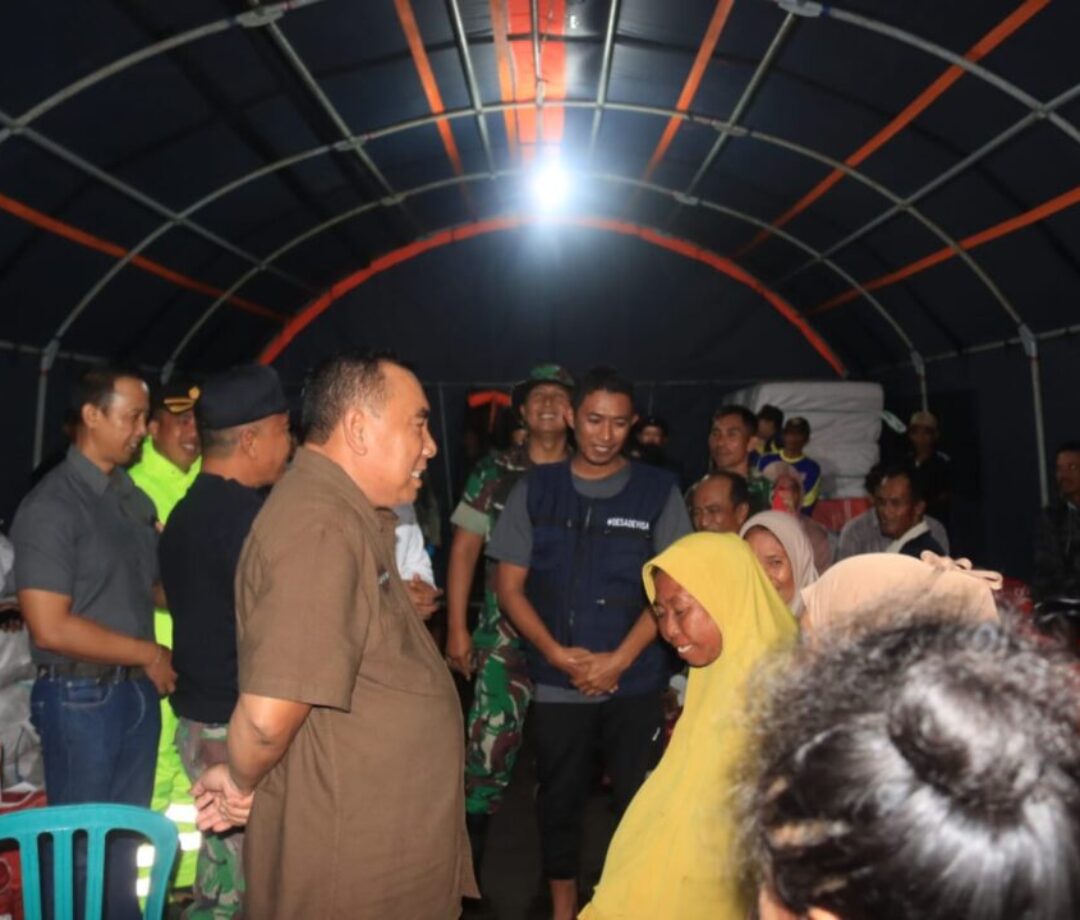 Bupati Tamba Bantu warga terdampak Banjir