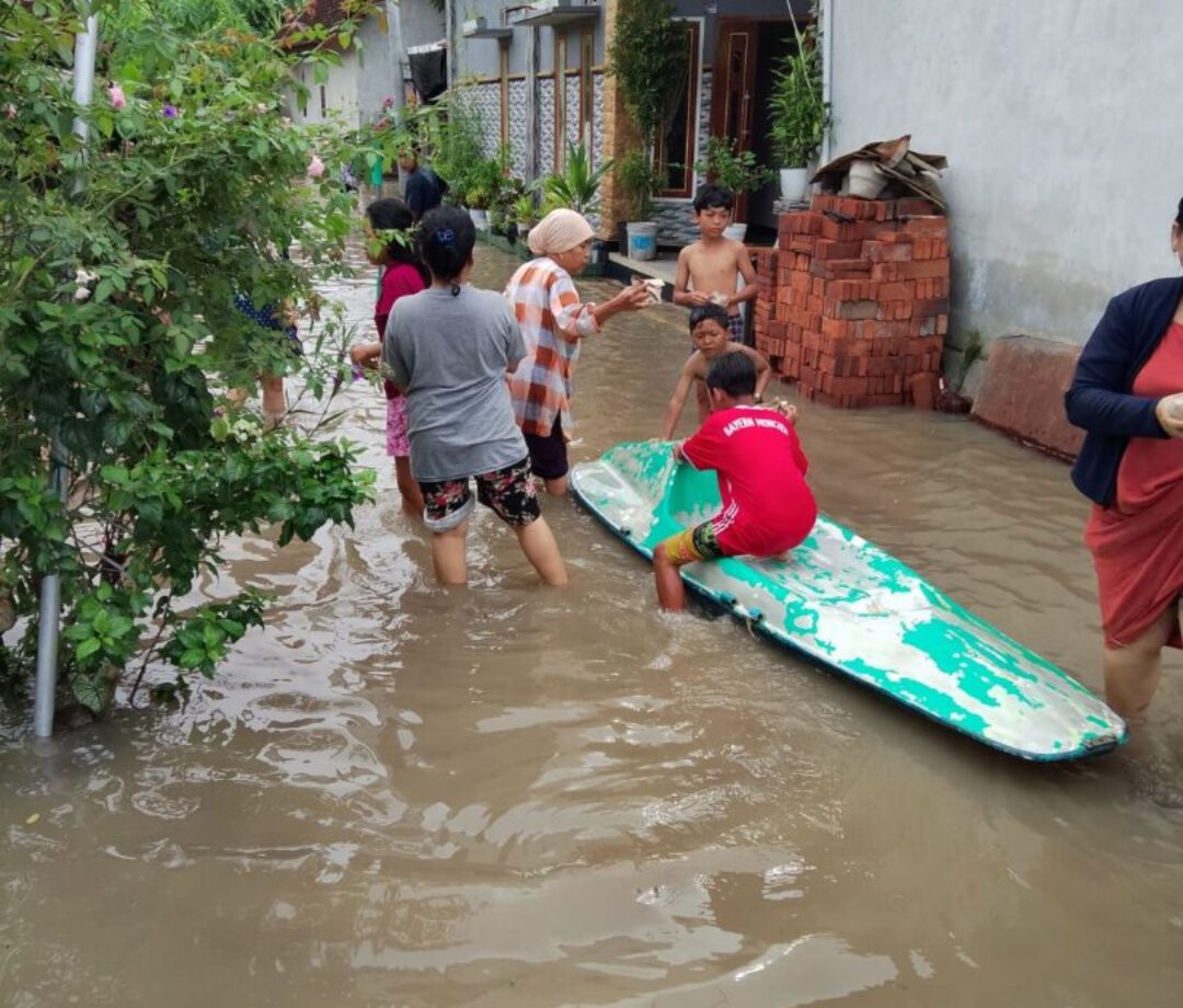 Curah Hujan Tinggi, Jembrana Dikepung Banjir