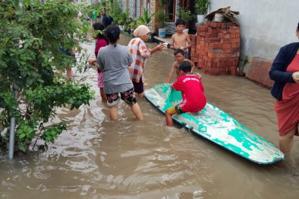 Curah Hujan Tinggi, Jembrana Dikepung Banjir