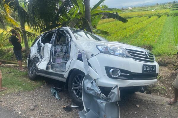 Kecelakaan Beruntun, Satu Korban Meninggal dan Luka Parah