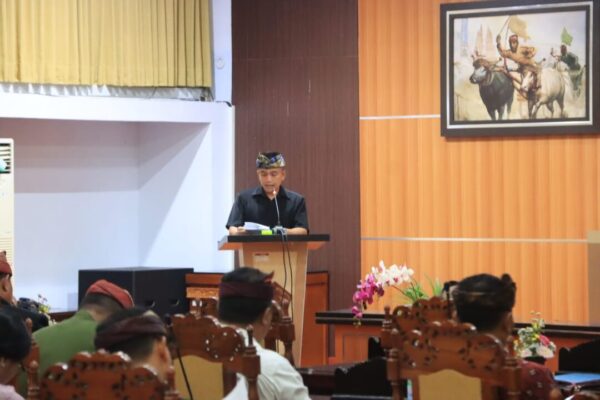 Ranperda Pajak Daerah Dan Retribusi Daerah dibahas DPRD Jembrana saat Paripurna