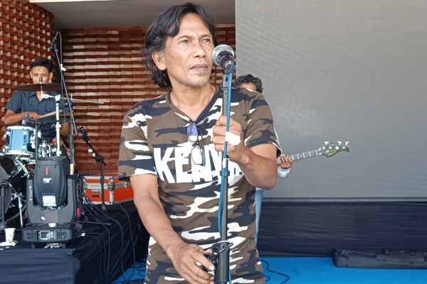 Musik Merupakan Inspirasi dan Imajinasi Serta Terapi Kesehatan