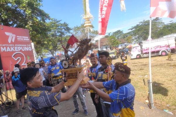 Gelar Mekepung Kapolres Cup ke-2 Di Sirkuit Belodberawah, Juliana “Untuk Menjaga Dan Melestarikan Budaya”